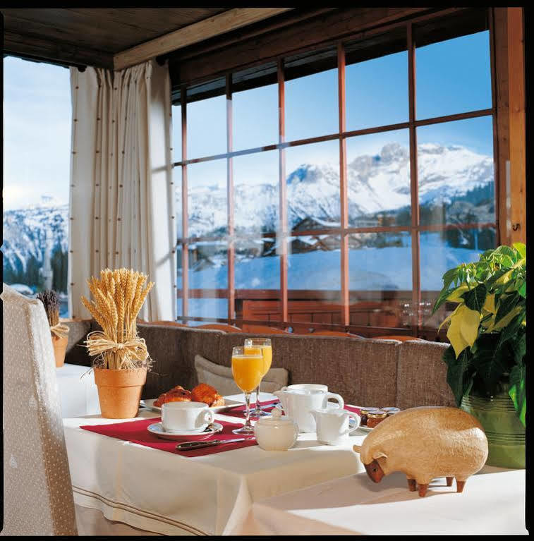 Grand Hotel Au Rond Point Des Pistes Courchevel Eksteriør bilde